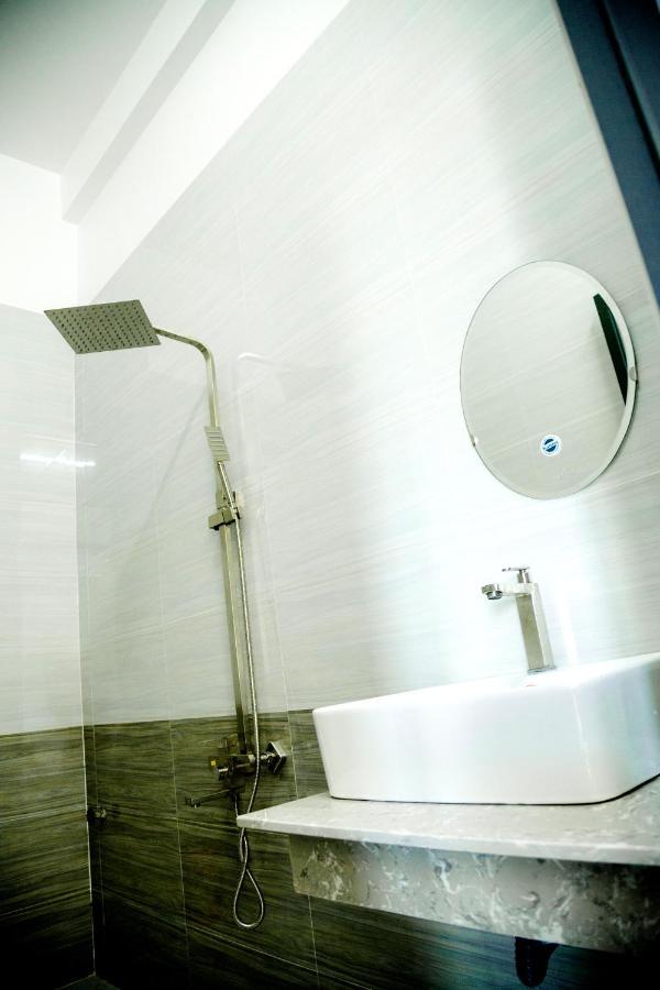 Chau Ngoc Vien Hotel - Bien My Khe - קוואנג נגאי מראה חיצוני תמונה